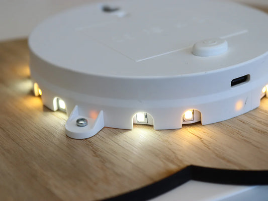 Barnlampa – Bil med namn – 42x28 cm