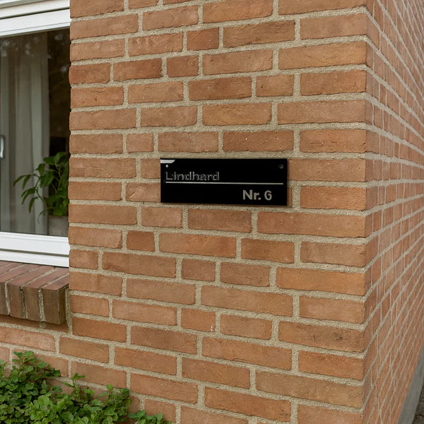 Dörrskylt med personlig text - 15×6 cm