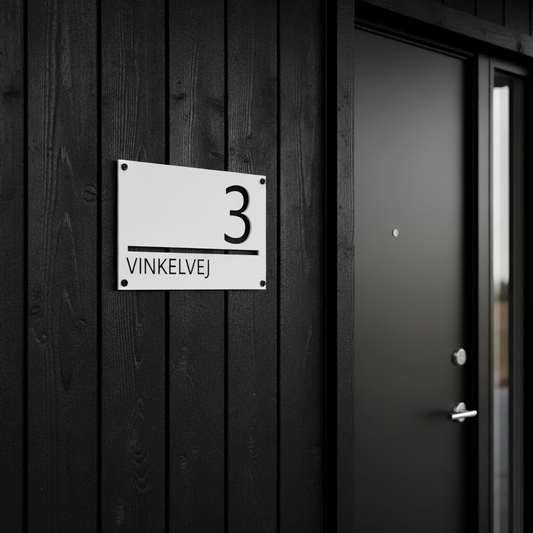 Husnummer - Fyrkant med personlig text