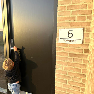 Husnummer - lyx - med personlig text