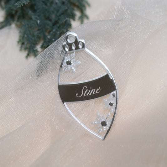 Julgranskula – Oval – Snöflinga