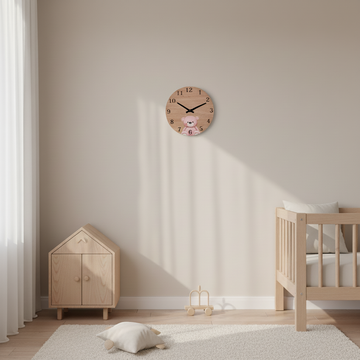 Väggklocka – Ek – Nalle